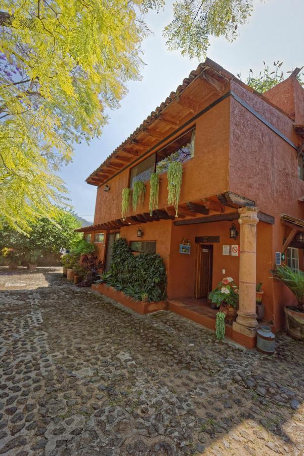 Bed and Breakfast Casa Navacoyan Маліналько Екстер'єр фото